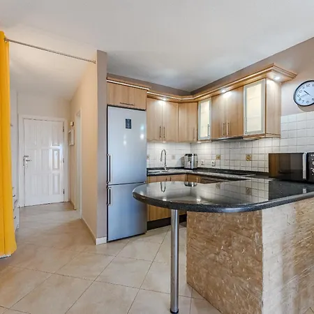 Direct Spectacular Ocean View